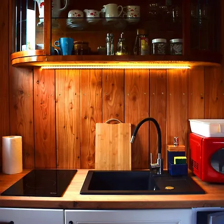 Lesny Zakatek Uroczysko -apartamenty Nowoczesnej Stodoly